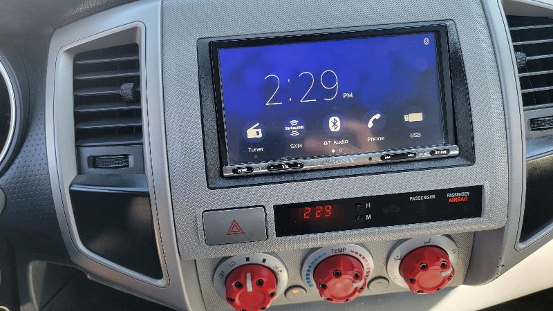 Toyota Tacoma PreRunner Double Cab V6 Auto 2WD 2008