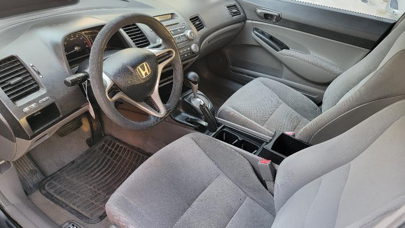 Honda Civic DX-VP Sedan 5-Speed AT 2009