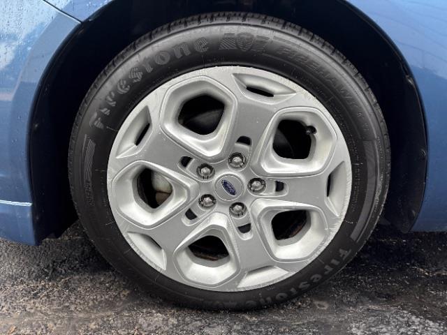 Ford Fusion  2010 Ford Fusion  2010