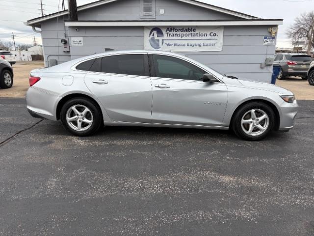 Chevrolet Malibu  2017
