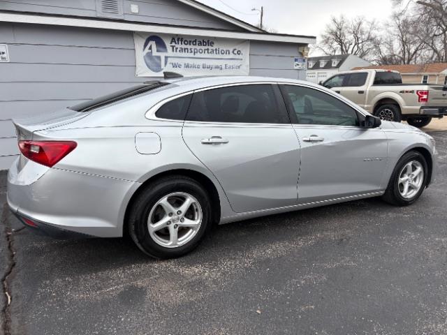 Chevrolet Malibu  2017