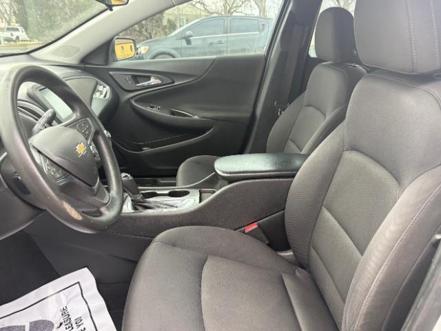 Chevrolet Malibu  2017