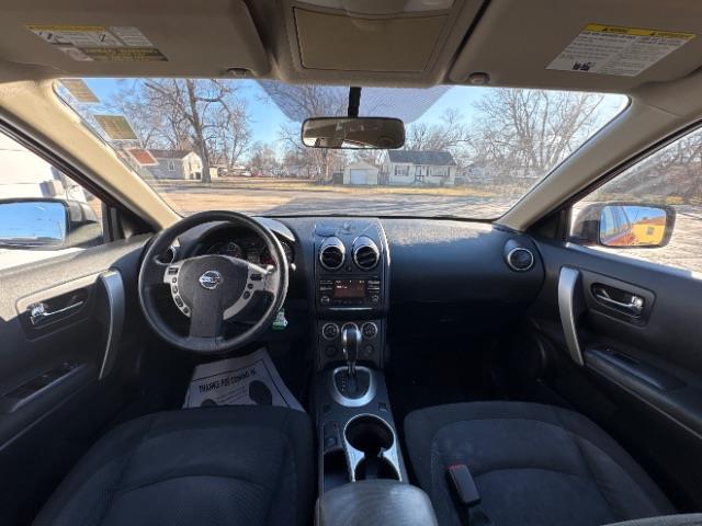 Nissan Rogue Select  2014