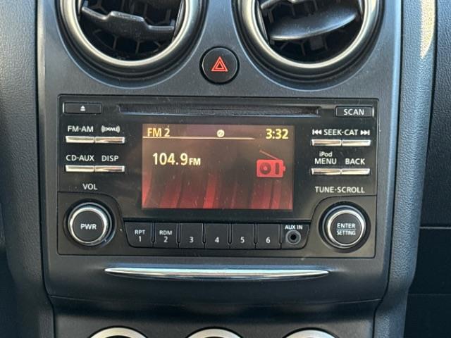 Nissan Rogue Select  2014