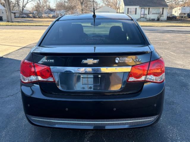 Chevrolet Cruze  2012