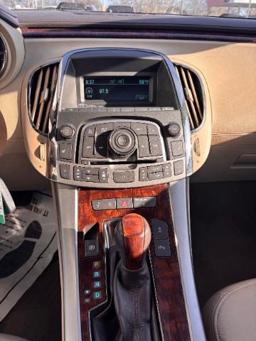 Buick LaCrosse  2012