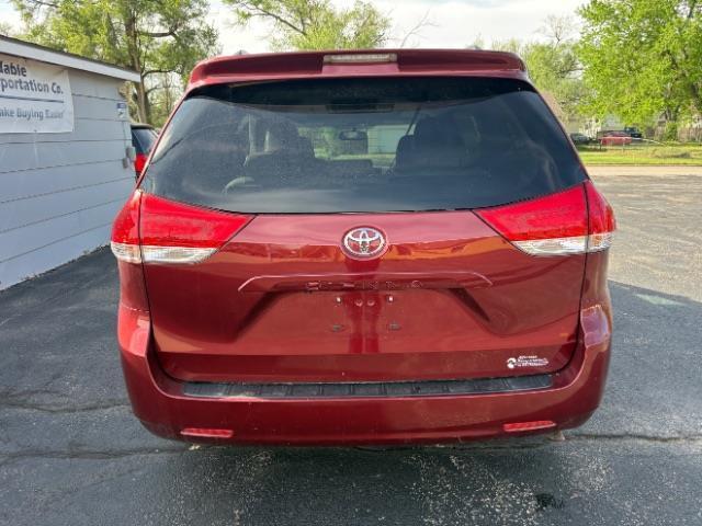 Toyota Sienna  2014