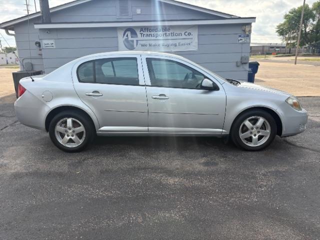 Chevrolet Cobalt  2010