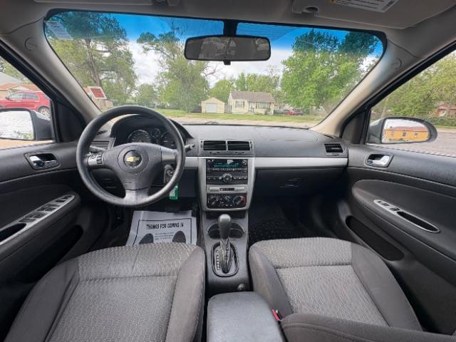 Chevrolet Cobalt  2010