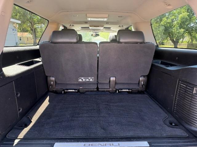 GMC Yukon Denali  2012