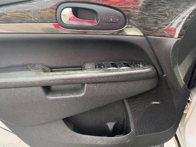 Buick Enclave  2013
