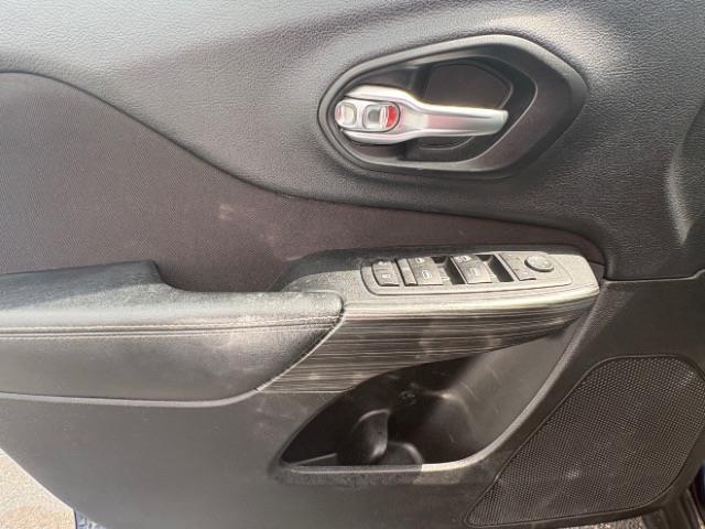 Jeep Cherokee  2015