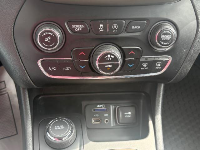 Jeep Cherokee  2015