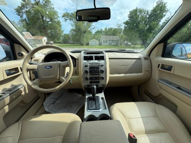 Ford Escape  2008