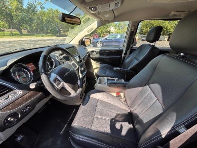 Chrysler Town & Country  2014