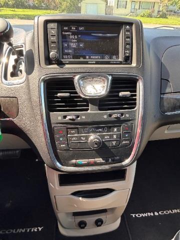 Chrysler Town & Country  2014