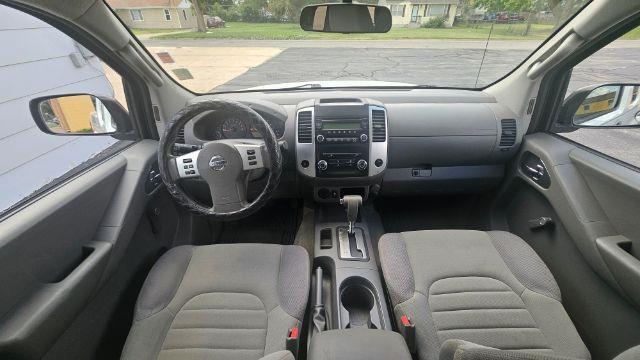Nissan Frontier  2014