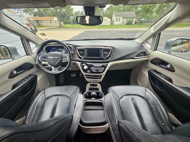 Chrysler Pacifica  2019