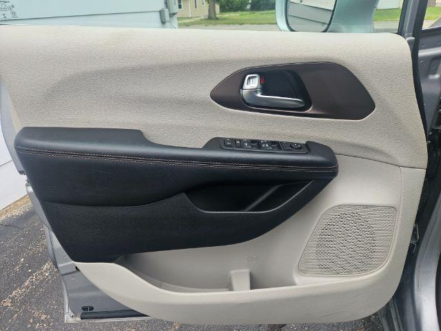 Chrysler Pacifica  2019