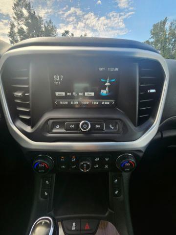 GMC Acadia  2017
