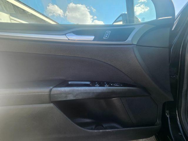 Ford Fusion  2016
