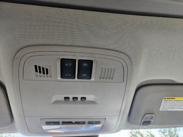 Buick LaCrosse  2011