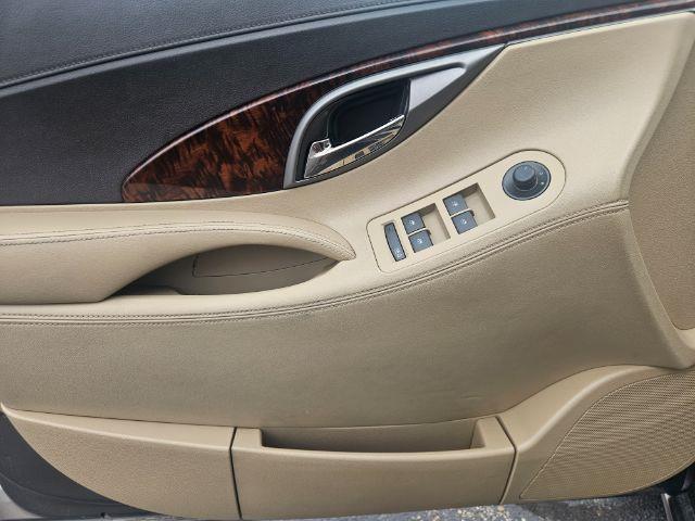 Buick LaCrosse  2012