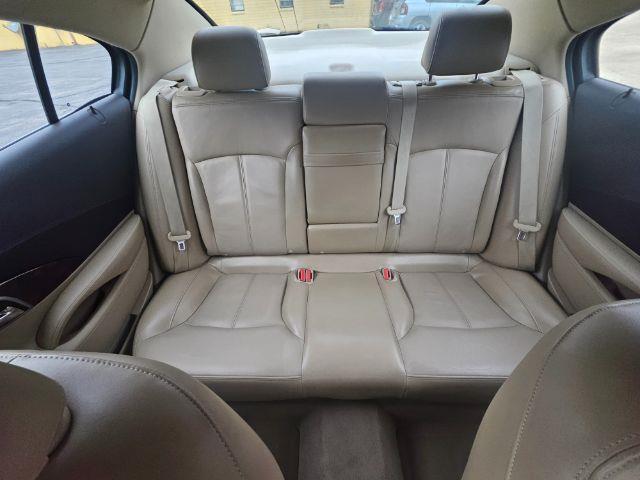 Buick LaCrosse  2012