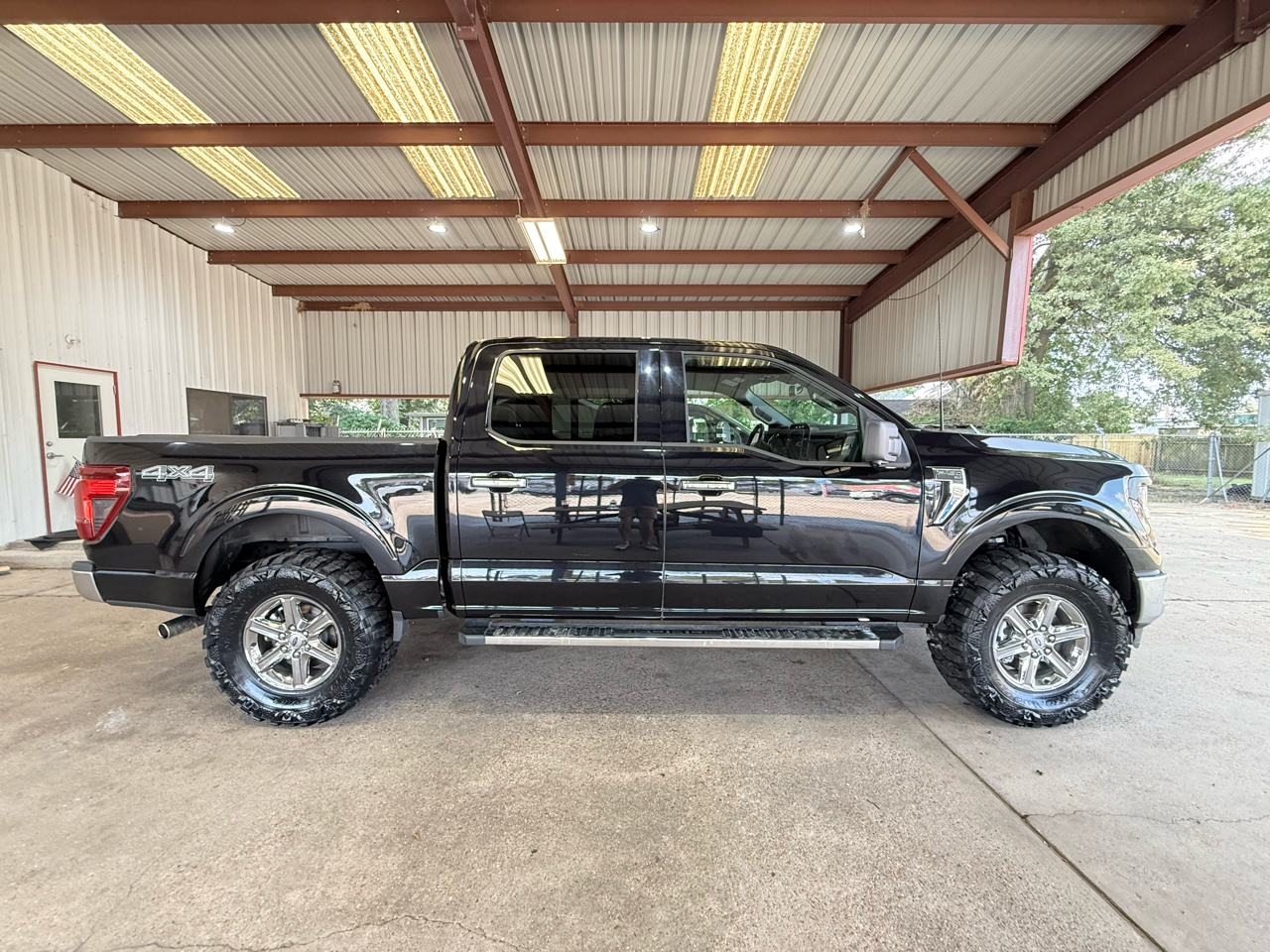 Ford F-150 XLT 4WD SuperCrew 5.5' Box 2024 Ford F-150 XLT 4WD SuperCrew 5.5' Box 2024