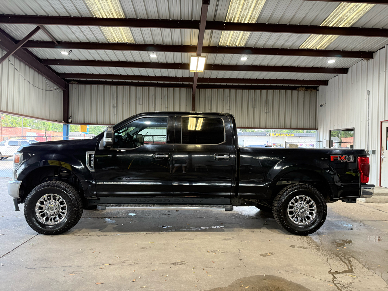 Ford Super Duty F-250 SRW XLT 4WD Crew Cab 6.75' Box 2021 Ford Super Duty F-250 SRW XLT 4WD Crew Cab 6.75' Box 2021