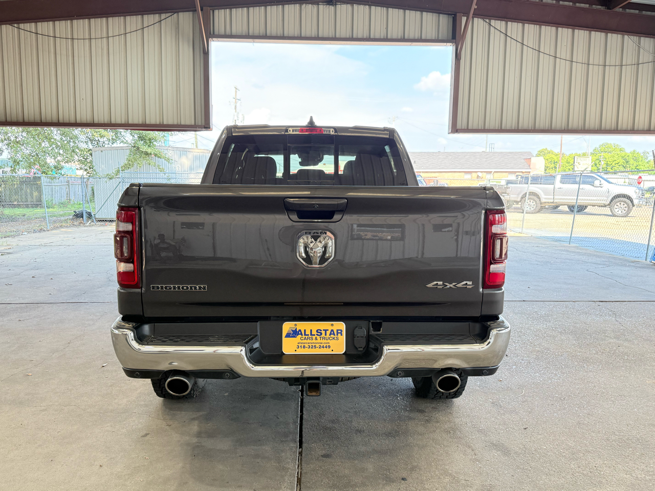 RAM 1500 Big Horn 4x4 Crew Cab 5'7" Box 2022 RAM 1500 Big Horn 4x4 Crew Cab 5'7" Box 2022