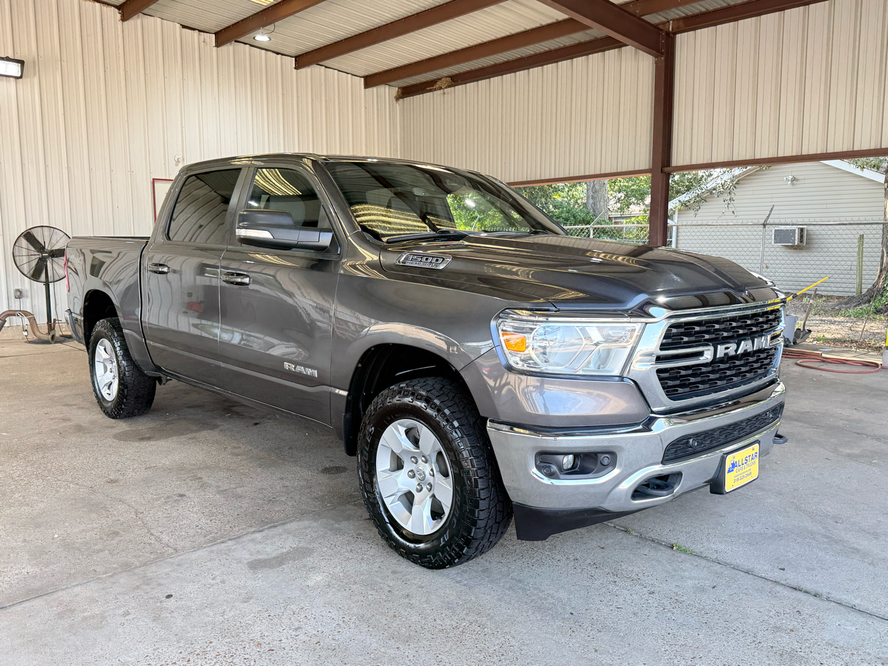 RAM 1500 Big Horn 4x4 Crew Cab 5'7" Box 2022 RAM 1500 Big Horn 4x4 Crew Cab 5'7" Box 2022