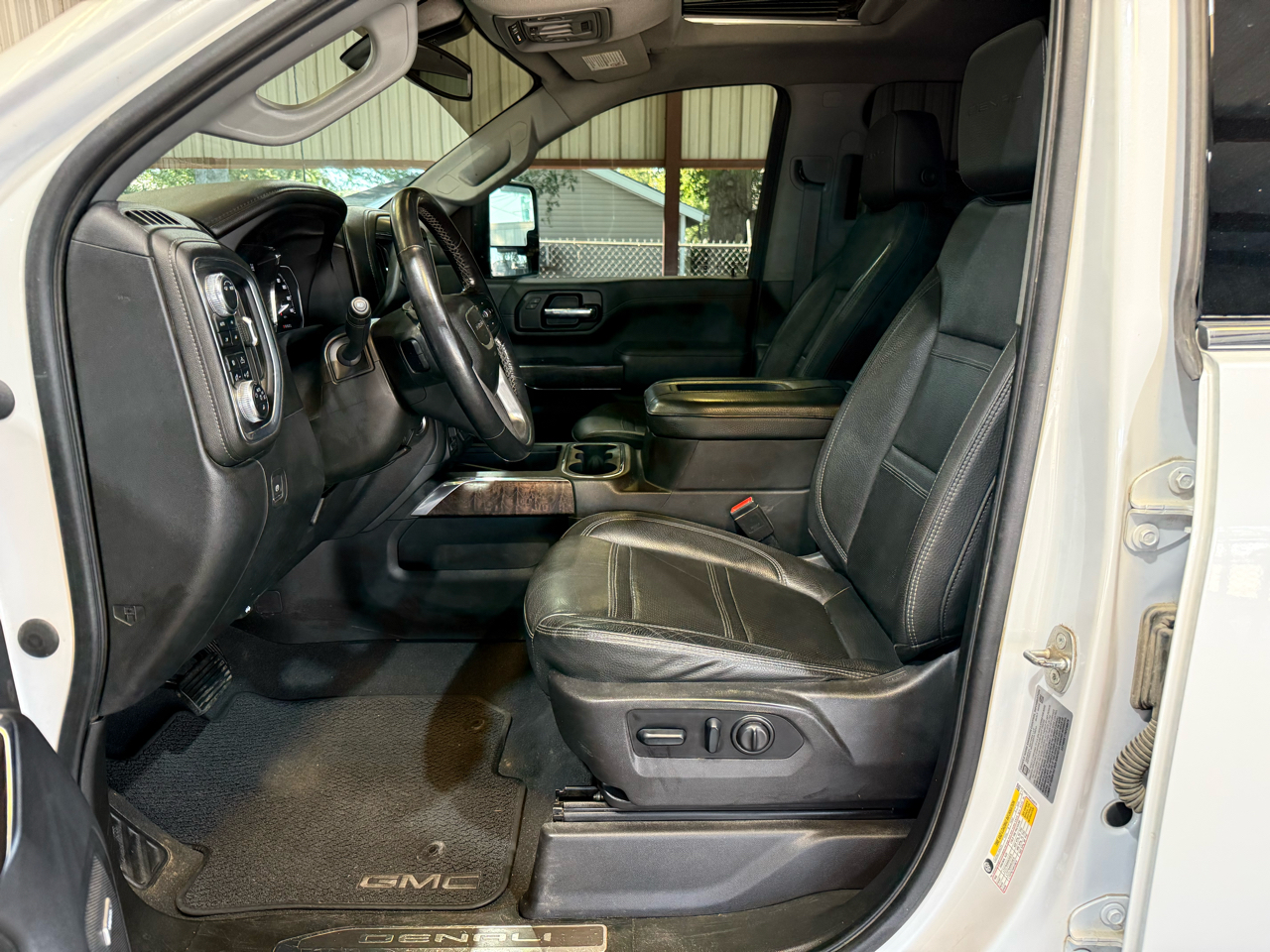 GMC Sierra 2500HD 4WD Crew Cab 159" Denali 2022 GMC Sierra 2500HD 4WD Crew Cab 159" Denali 2022