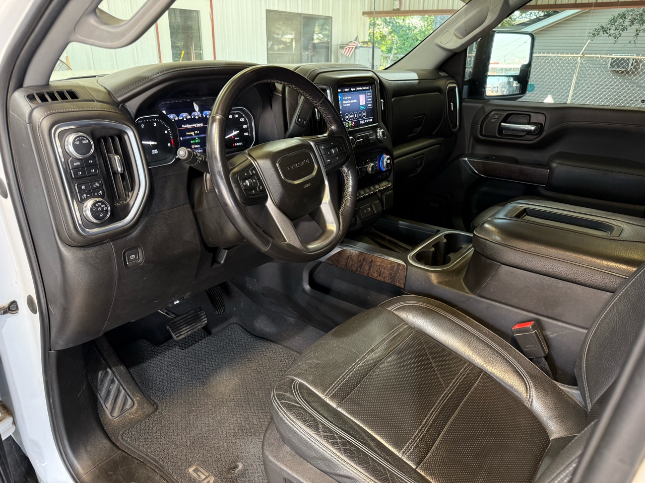 GMC Sierra 2500HD 4WD Crew Cab 159" Denali 2022 GMC Sierra 2500HD 4WD Crew Cab 159" Denali 2022