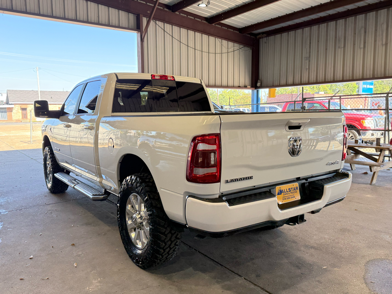 RAM 2500 Laramie 4x4 Crew Cab 6'4" Box 2023 RAM 2500 Laramie 4x4 Crew Cab 6'4" Box 2023