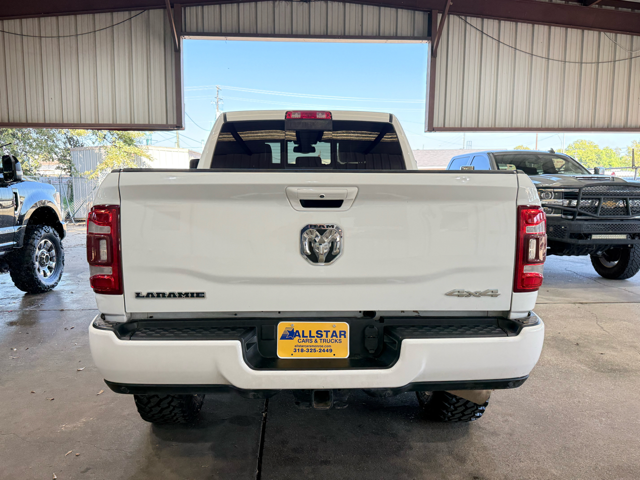 RAM 2500 Laramie 4x4 Crew Cab 6'4" Box 2023 RAM 2500 Laramie 4x4 Crew Cab 6'4" Box 2023