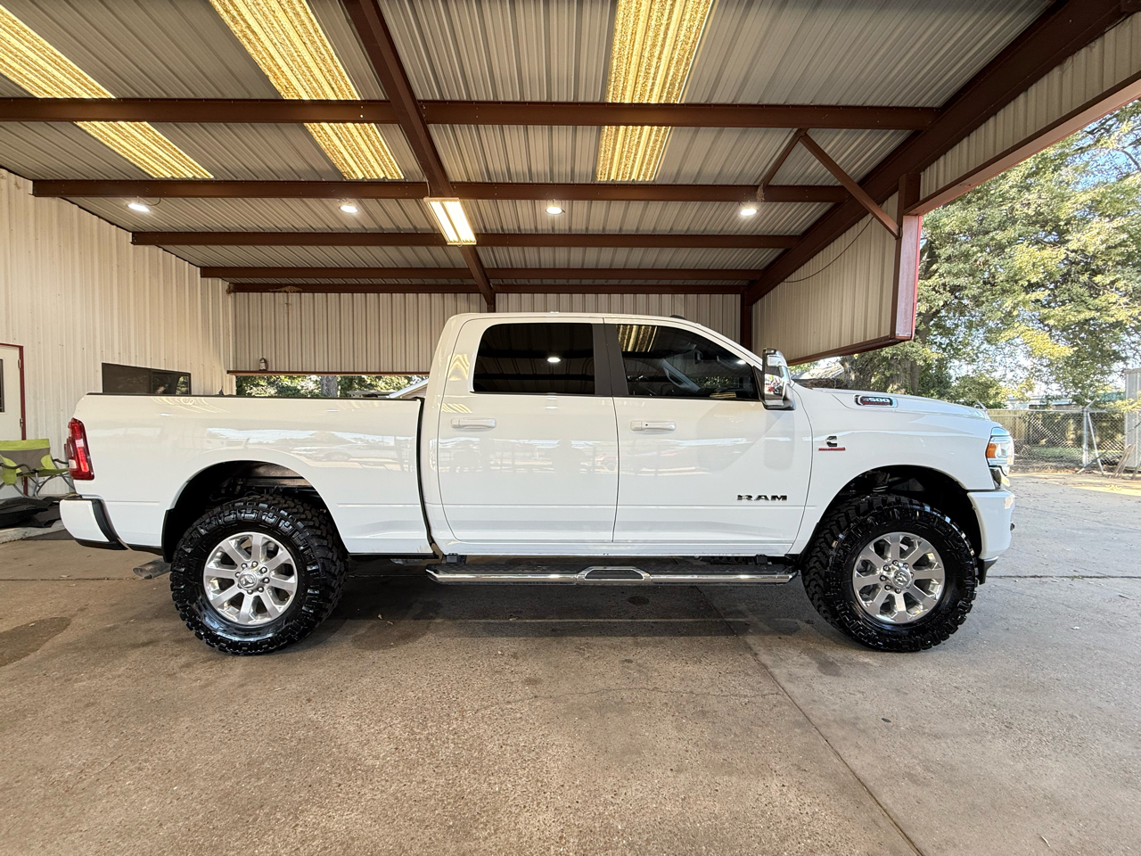 RAM 2500 Laramie 4x4 Crew Cab 6'4" Box 2023 RAM 2500 Laramie 4x4 Crew Cab 6'4" Box 2023