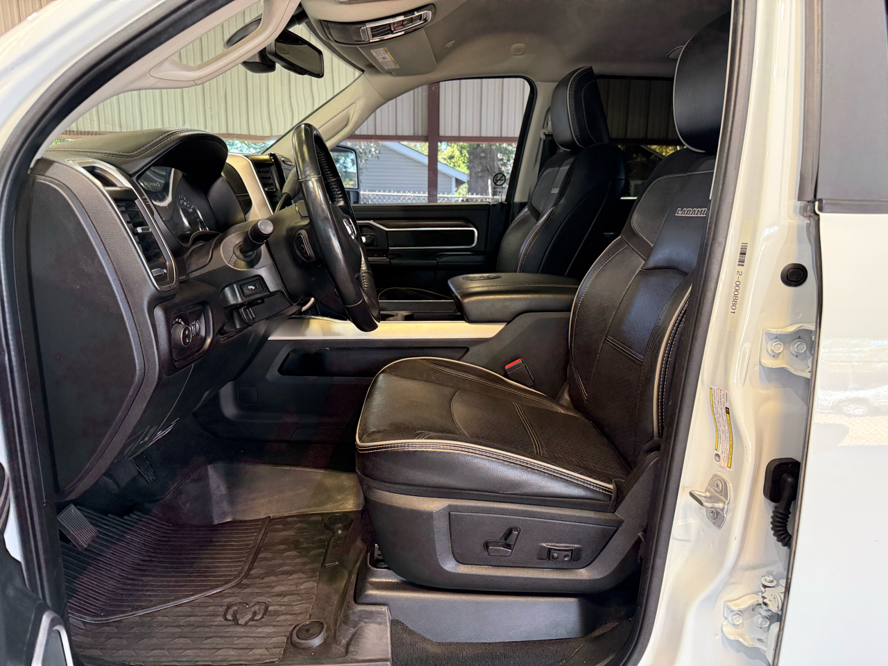 RAM 2500 Laramie 4x4 Crew Cab 6'4" Box 2023 RAM 2500 Laramie 4x4 Crew Cab 6'4" Box 2023