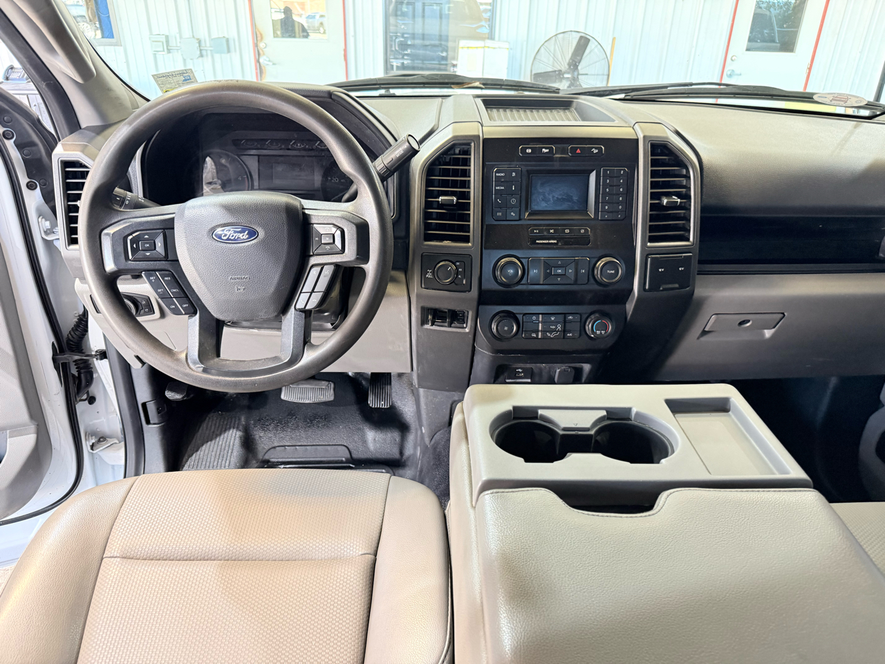 Ford Super Duty F-250 SRW XL 4WD Crew Cab 6.75' Box 2022 Ford Super Duty F-250 SRW XL 4WD Crew Cab 6.75' Box 2022
