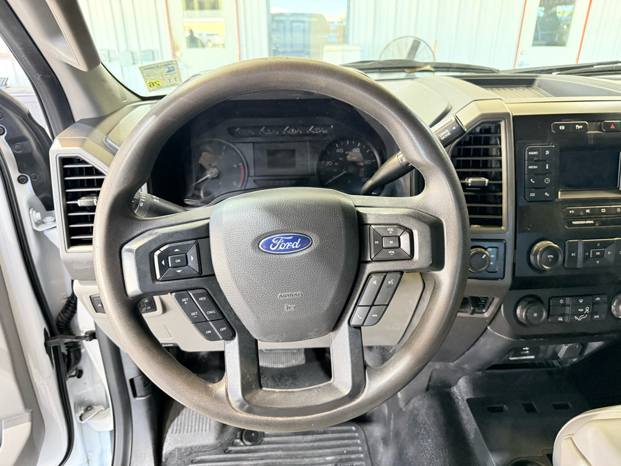 Ford Super Duty F-250 SRW XL 4WD Crew Cab 6.75' Box 2022 Ford Super Duty F-250 SRW XL 4WD Crew Cab 6.75' Box 2022