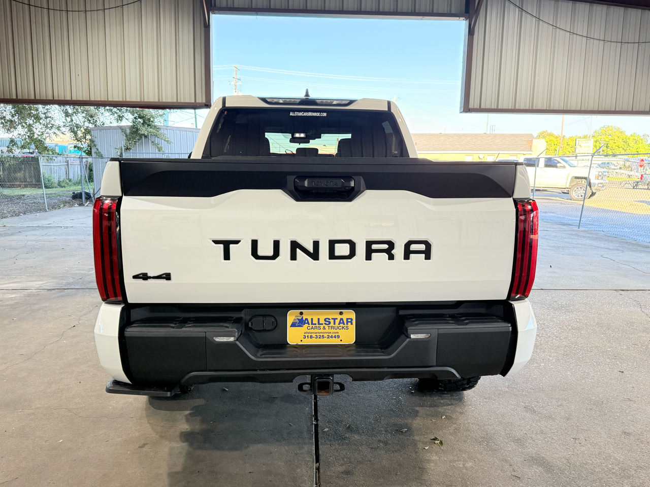 Toyota Tundra 4WD SR5 CrewMax 5.5' Bed (Natl) 2023 Toyota Tundra 4WD SR5 CrewMax 5.5' Bed (Natl) 2023