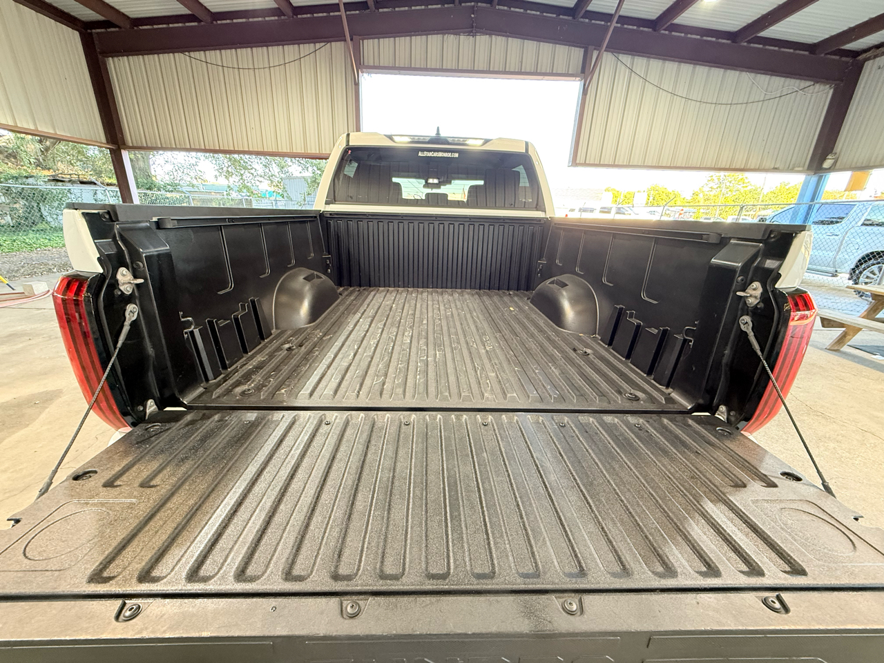 Toyota Tundra 4WD SR5 CrewMax 5.5' Bed (Natl) 2023 Toyota Tundra 4WD SR5 CrewMax 5.5' Bed (Natl) 2023