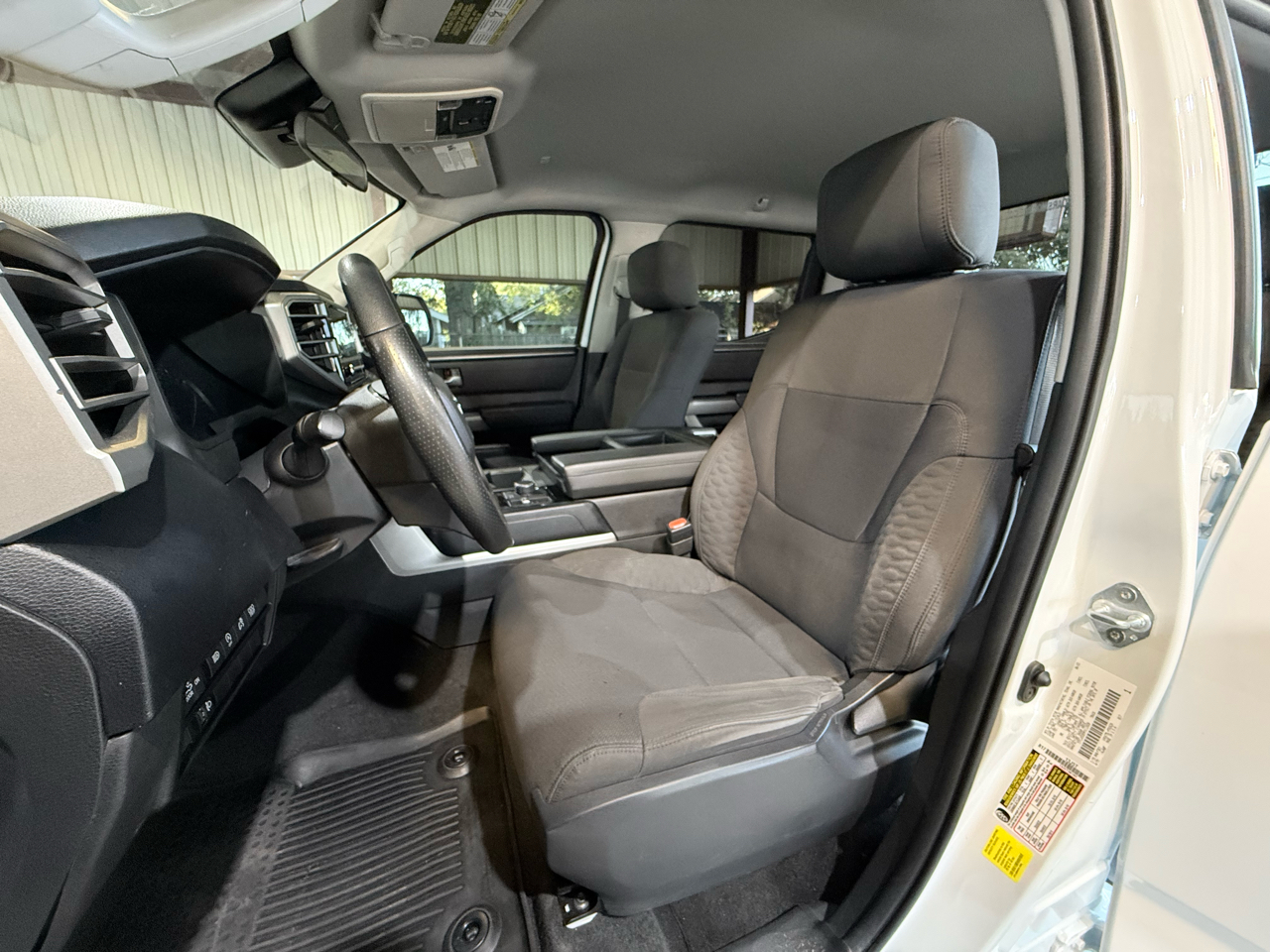 Toyota Tundra 4WD SR5 CrewMax 5.5' Bed (Natl) 2023 Toyota Tundra 4WD SR5 CrewMax 5.5' Bed (Natl) 2023