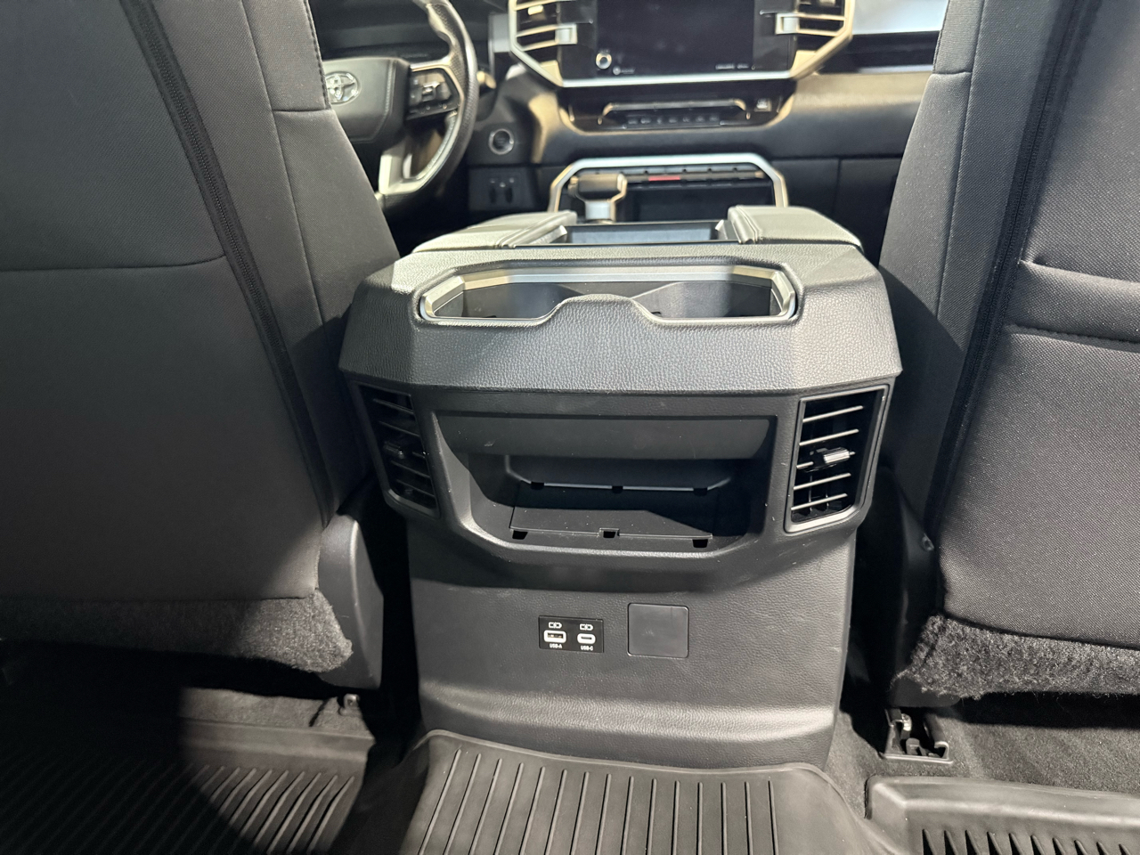 Toyota Tundra 4WD SR5 CrewMax 5.5' Bed (Natl) 2023 Toyota Tundra 4WD SR5 CrewMax 5.5' Bed (Natl) 2023