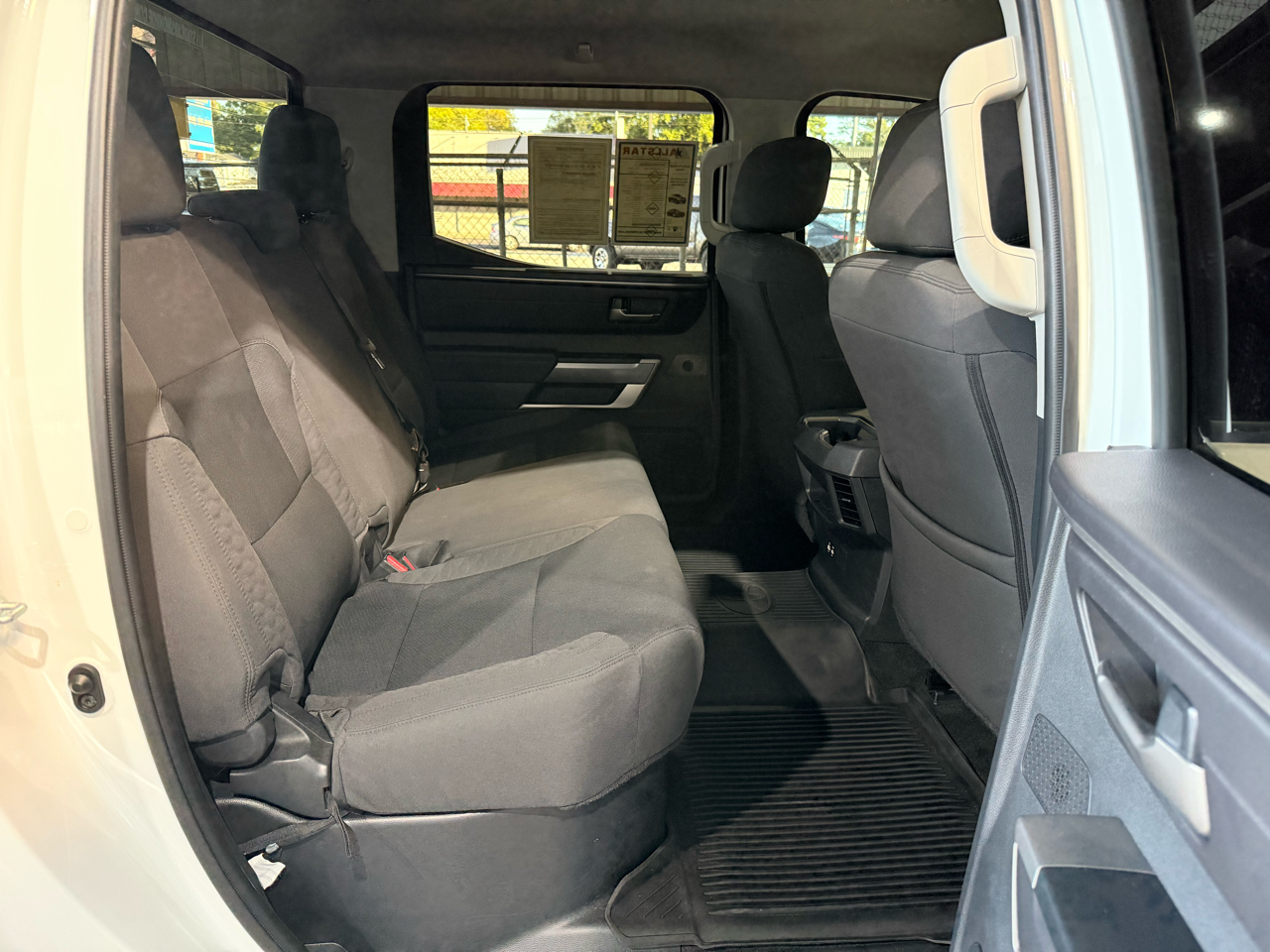 Toyota Tundra 4WD SR5 CrewMax 5.5' Bed (Natl) 2023 Toyota Tundra 4WD SR5 CrewMax 5.5' Bed (Natl) 2023