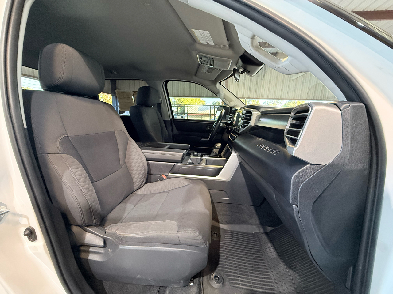 Toyota Tundra 4WD SR5 CrewMax 5.5' Bed (Natl) 2023 Toyota Tundra 4WD SR5 CrewMax 5.5' Bed (Natl) 2023