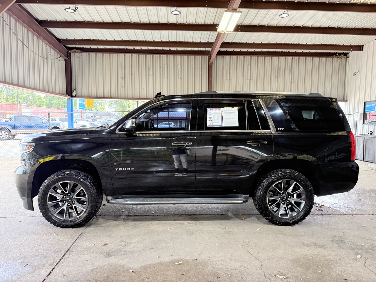 Chevrolet Tahoe 4WD 4dr LTZ 2015 Chevrolet Tahoe 4WD 4dr LTZ 2015