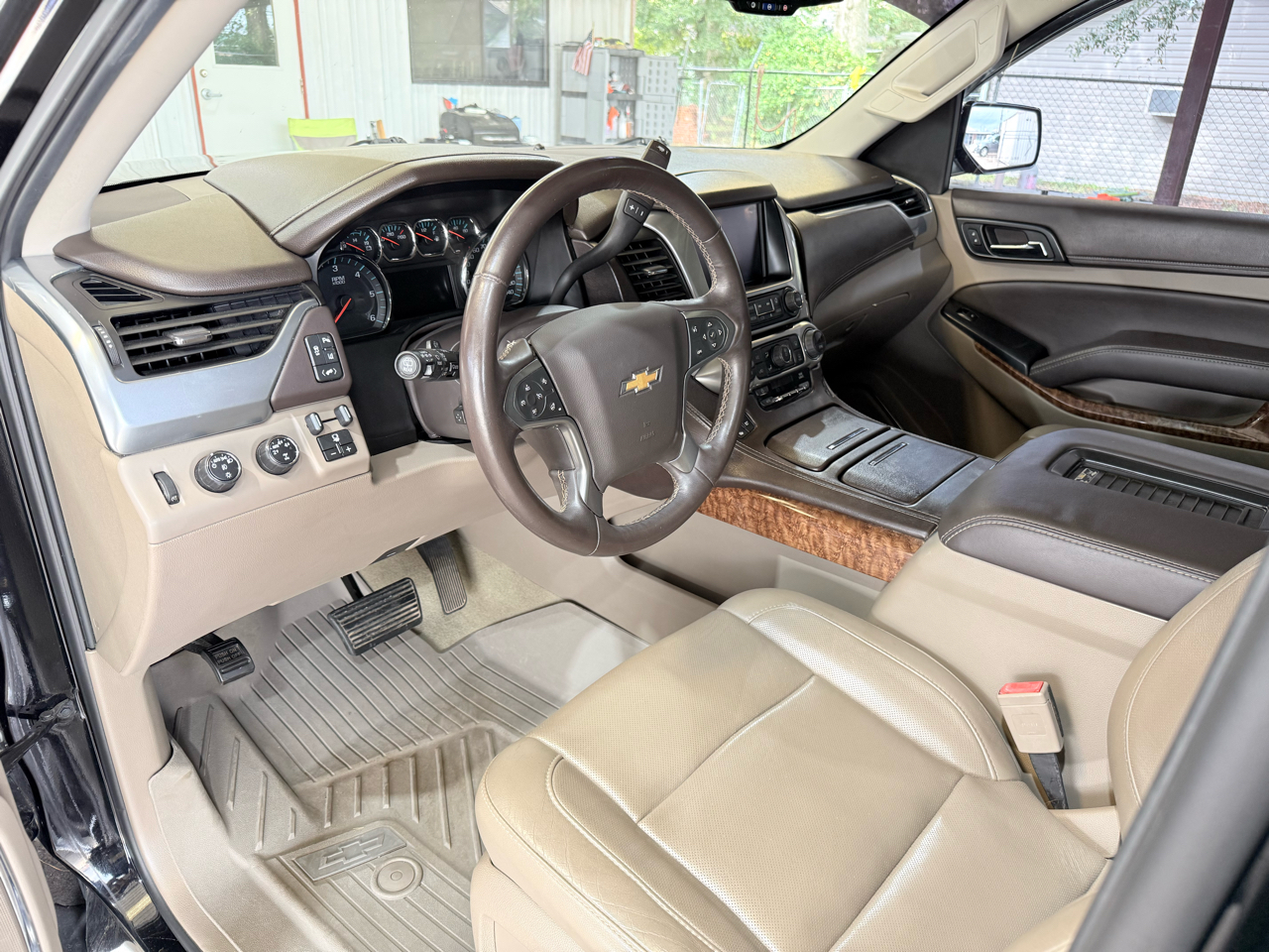 Chevrolet Tahoe 4WD 4dr LTZ 2015 Chevrolet Tahoe 4WD 4dr LTZ 2015