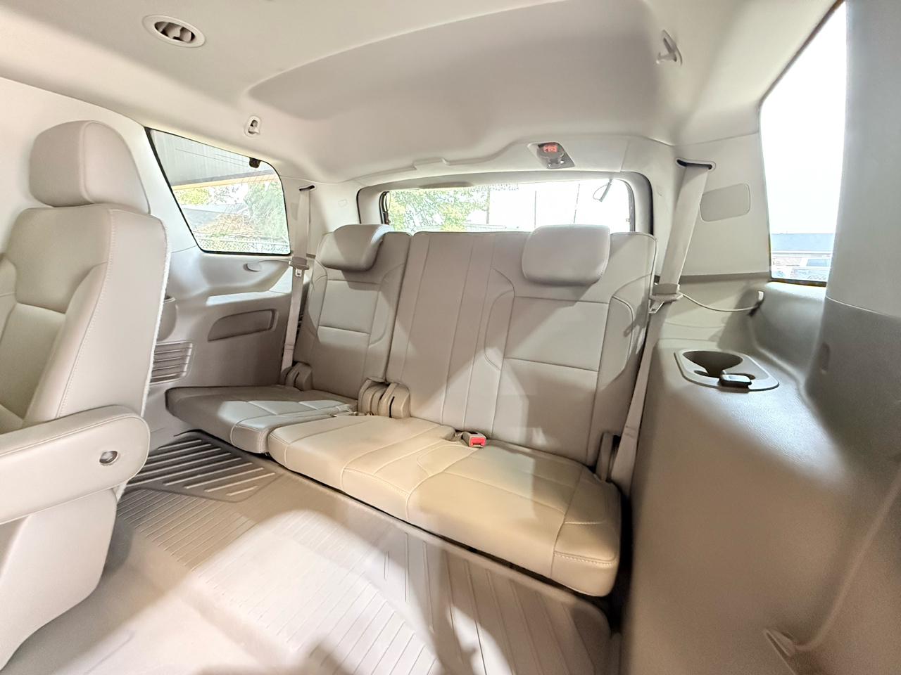 Chevrolet Tahoe 4WD 4dr LTZ 2015 Chevrolet Tahoe 4WD 4dr LTZ 2015