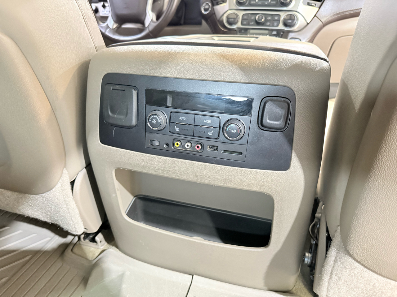 Chevrolet Tahoe 4WD 4dr LTZ 2015 Chevrolet Tahoe 4WD 4dr LTZ 2015